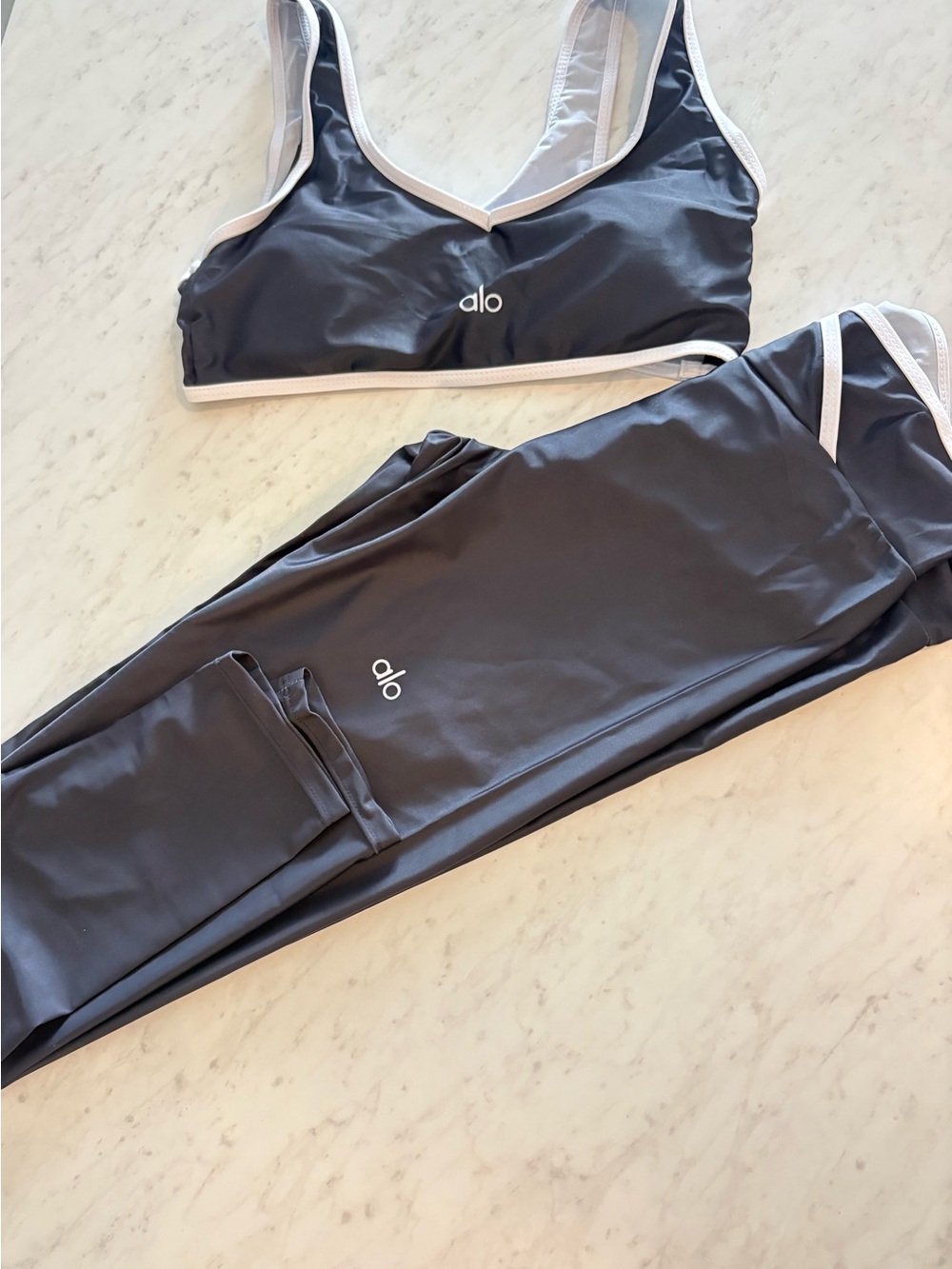 Yoga Black Sports Bra and Leggings Set with White Trim